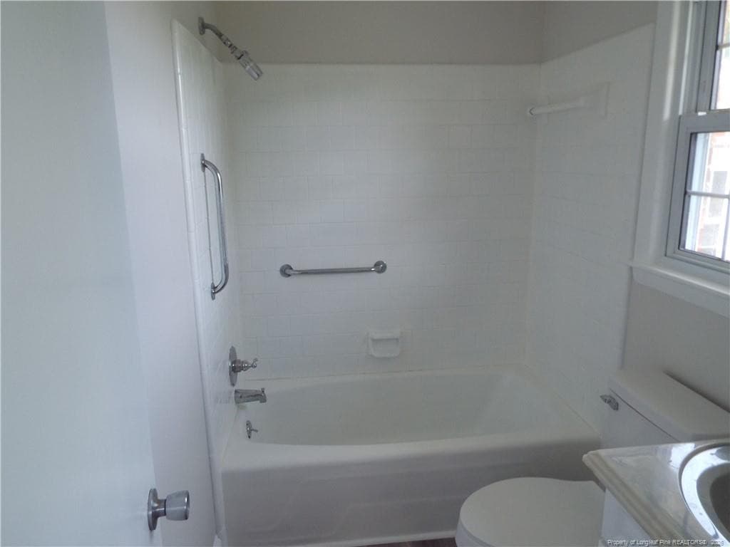 Photo 22 - 1909 Ashton Road, Fayetteville, NC 28304, Fayetteville