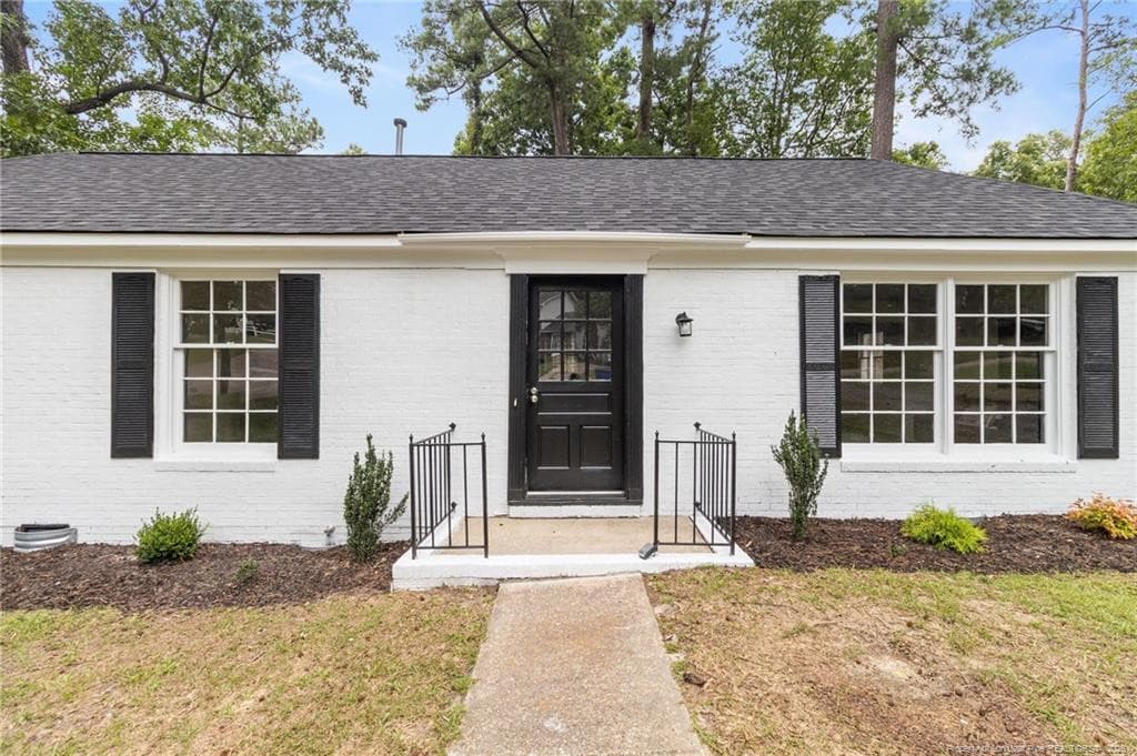 Photo 6 - 744 Buena Vista Drive, Fayetteville, NC 28311, Fayetteville