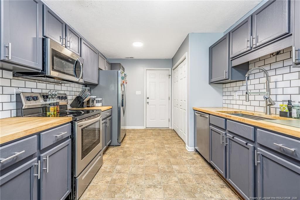 Photo 10 - 7736 Redwood Avenue, Fayetteville, NC 28314, Fayetteville