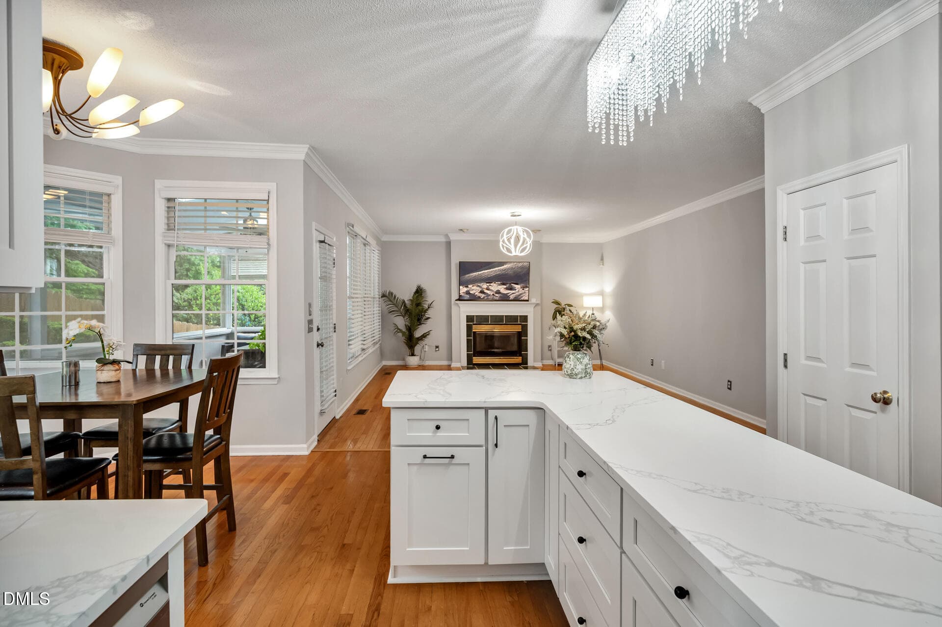 FAR_9996 - 107 Lonebrook Drive, Chapel Hill, NC 27516, Chapel Hill
