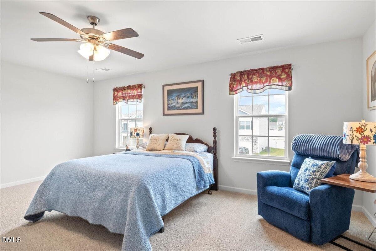 269 Blue Aspen Dr. Primary 3 - 269 Blue Aspen Drive, Fuquay Varina, NC 27526