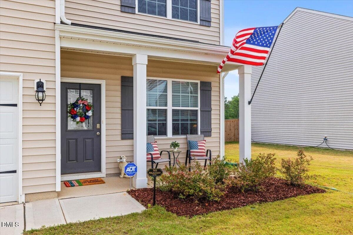 269 Blue Aspen Dr. Front Porch - 269 Blue Aspen Drive, Fuquay Varina, NC 27526