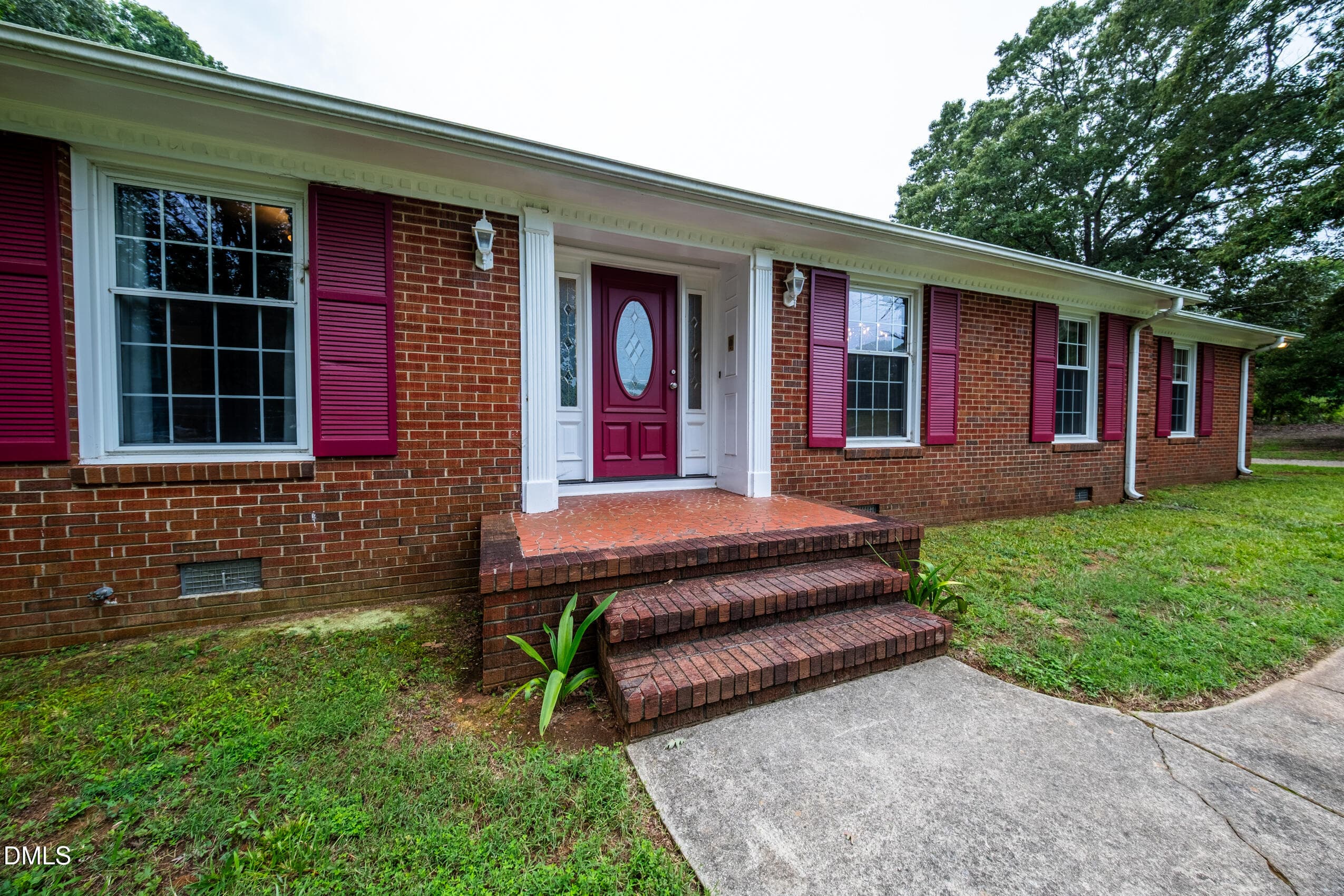 2.Front Porch.5108 Hicone. - 5108 Hicone Road, McLeansville, NC 27301, McLeansville