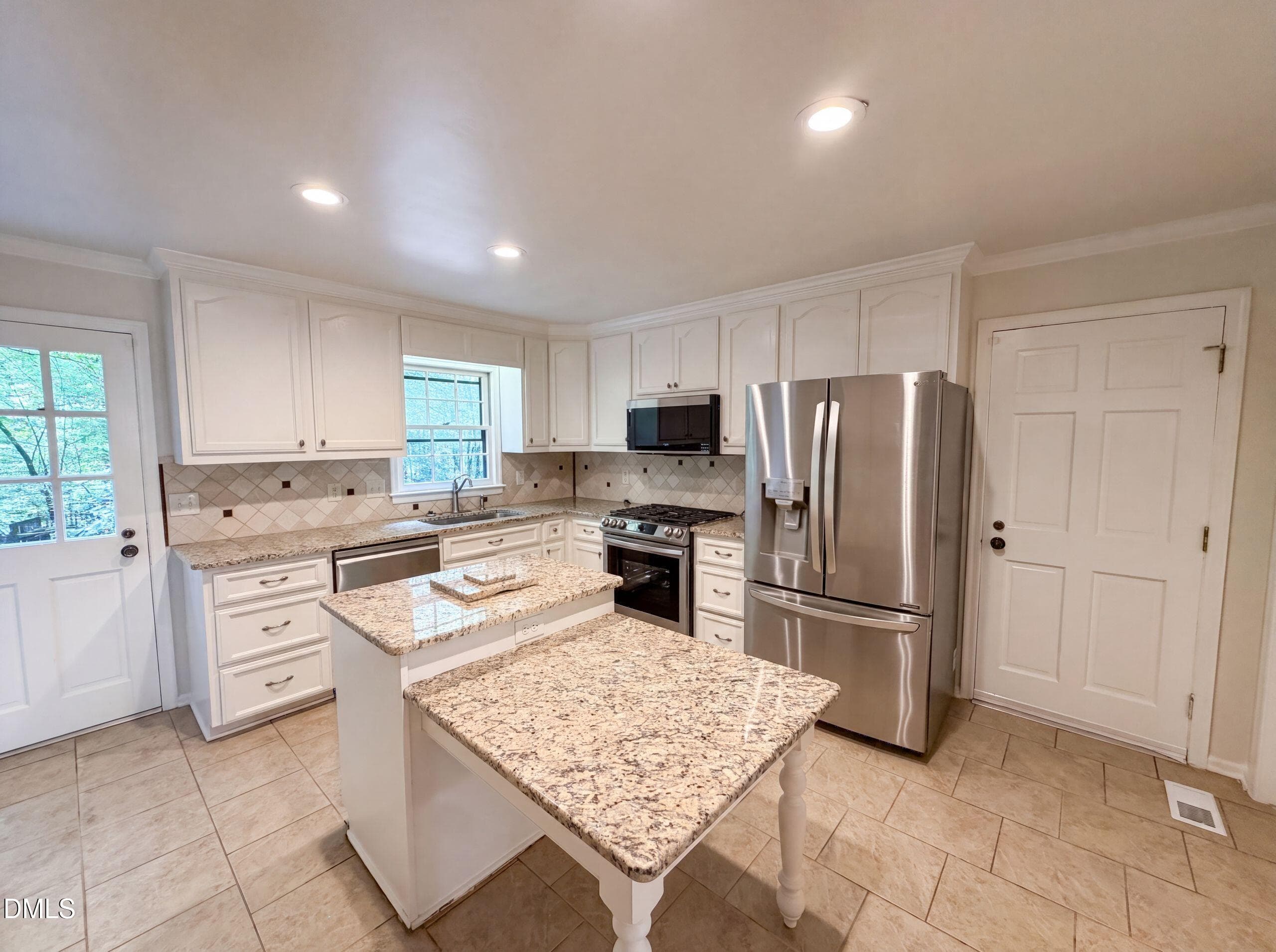 listing_5 - 204 Boulder Bluff Trail, Chapel Hill, NC 27516, Chapel Hill