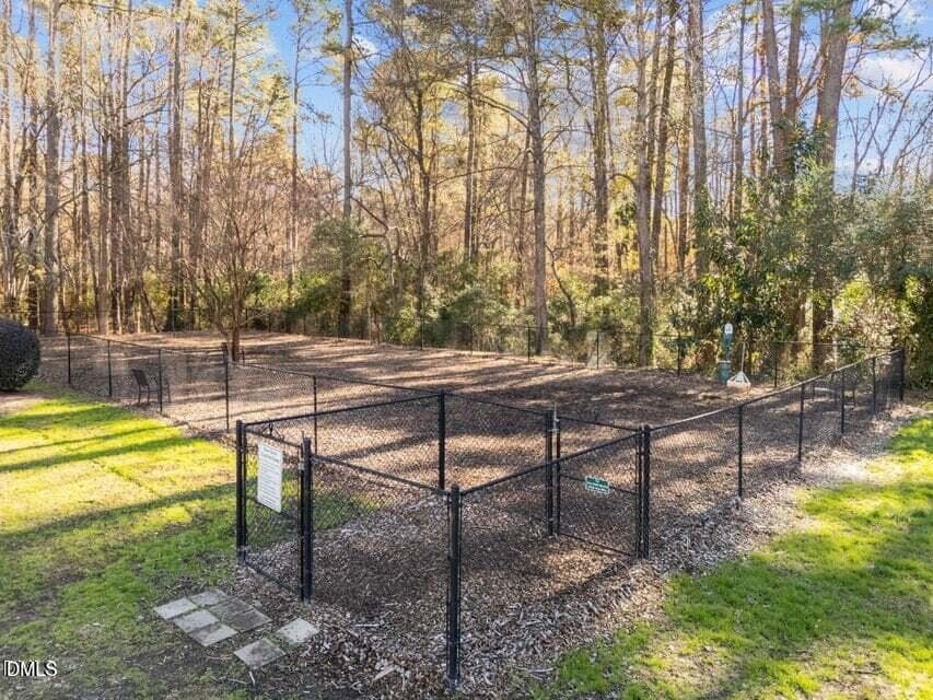 Dogpark - 1738 Township Circle, Raleigh, NC 27609, Raleigh