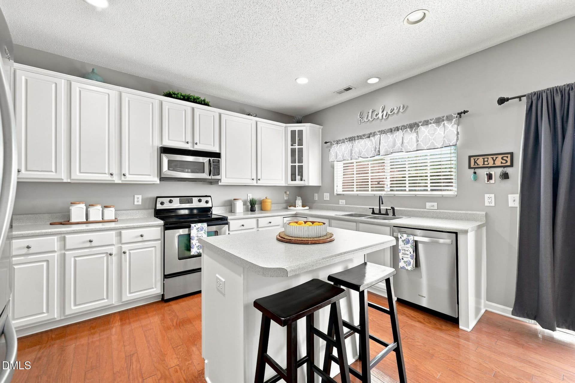 13-web-or-mls-IMG_2262_edit - 809 Stackhurst Way, Wake Forest, NC 27587