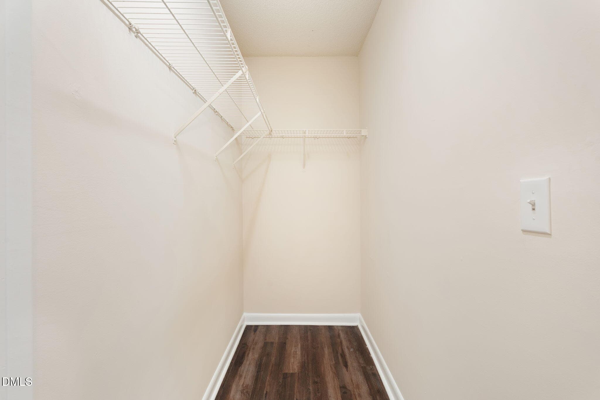 11-web-or-mls-DSC05463 - 1420 Collegiate Circle 102, Raleigh, NC 27606, Raleigh