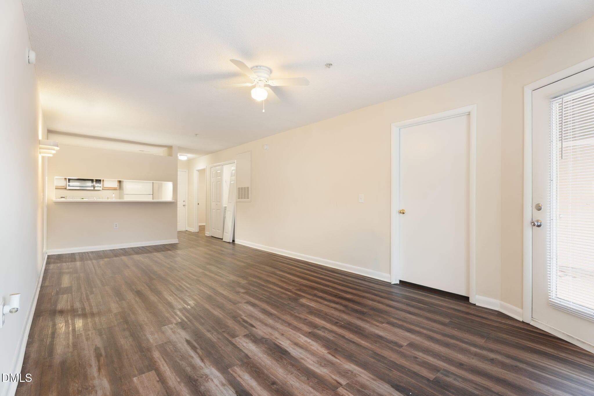 17-web-or-mls-DSC05493 - 1420 Collegiate Circle 102, Raleigh, NC 27606, Raleigh