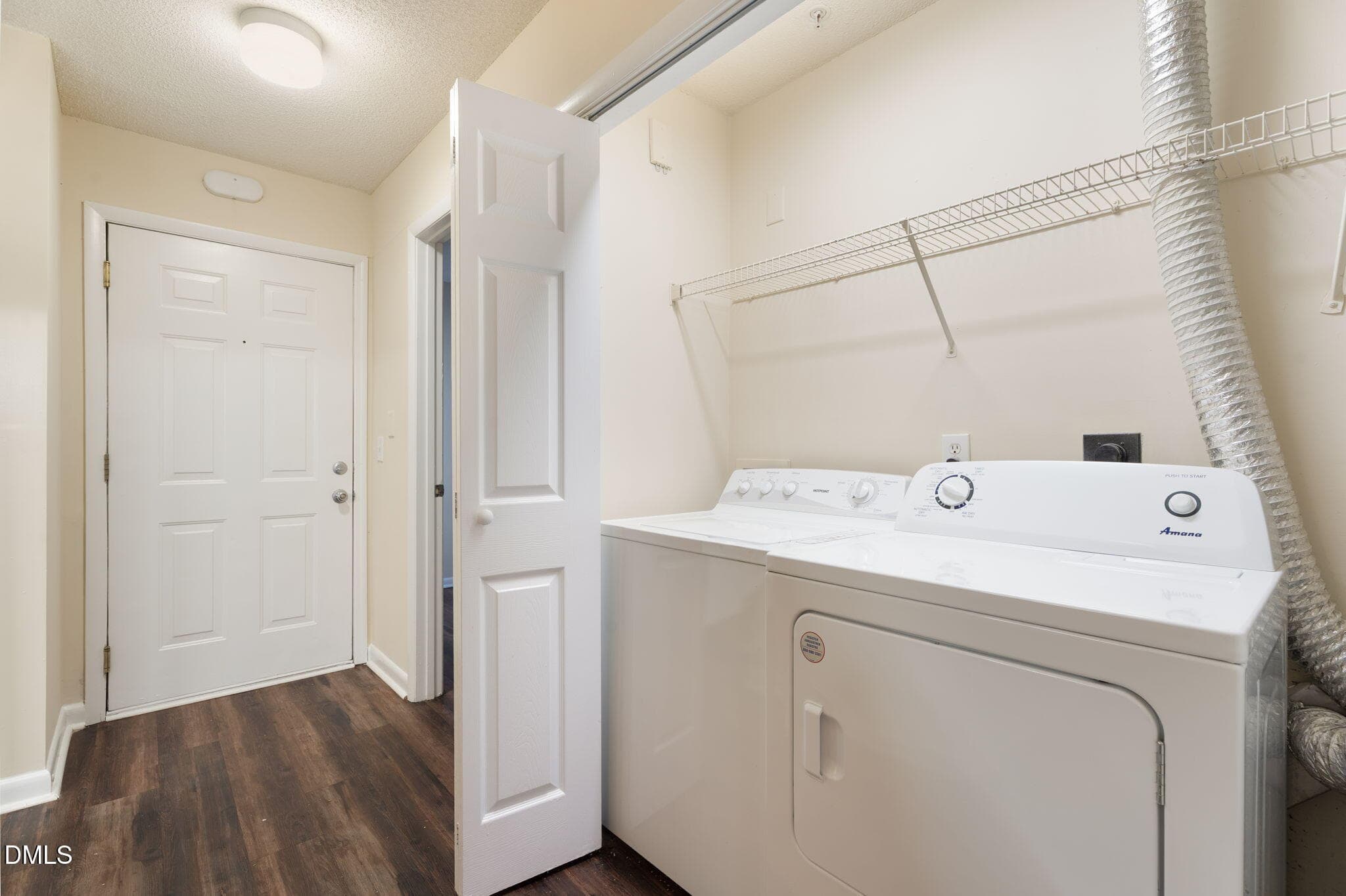 27-web-or-mls-DSC05553 - 1420 Collegiate Circle 102, Raleigh, NC 27606, Raleigh