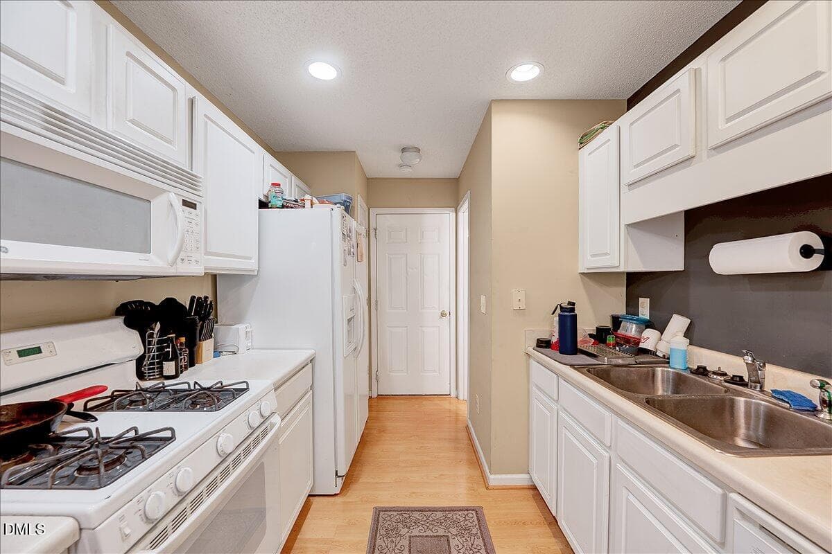 09-5636 Roan Mountain Pl-9 - 5636 Roan Mountain Place, Raleigh, NC 27613, Raleigh