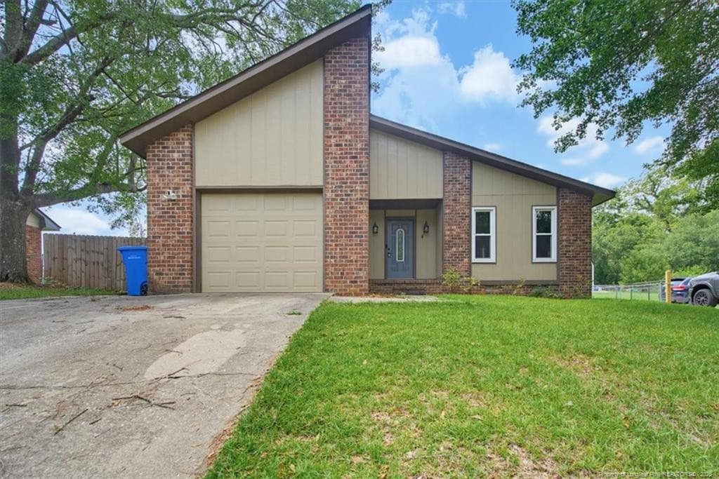 Photo 3 - 6941 Melbourne Drive, Fayetteville, NC 28314, Fayetteville