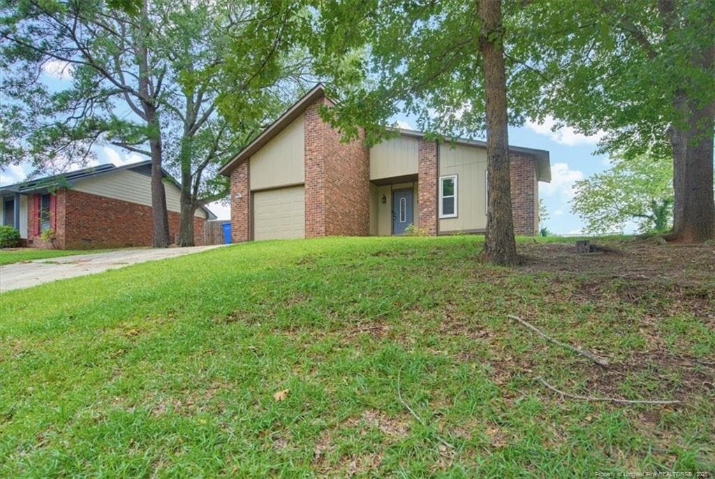 Photo 4 - 6941 Melbourne Drive, Fayetteville, NC 28314, Fayetteville