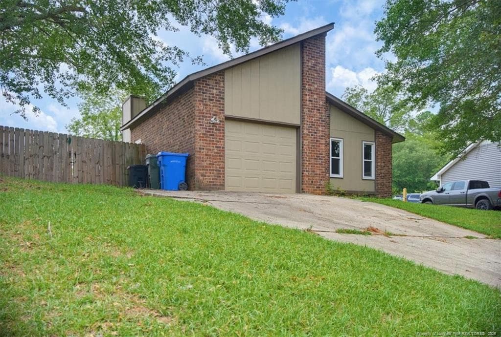 Photo 6 - 6941 Melbourne Drive, Fayetteville, NC 28314, Fayetteville