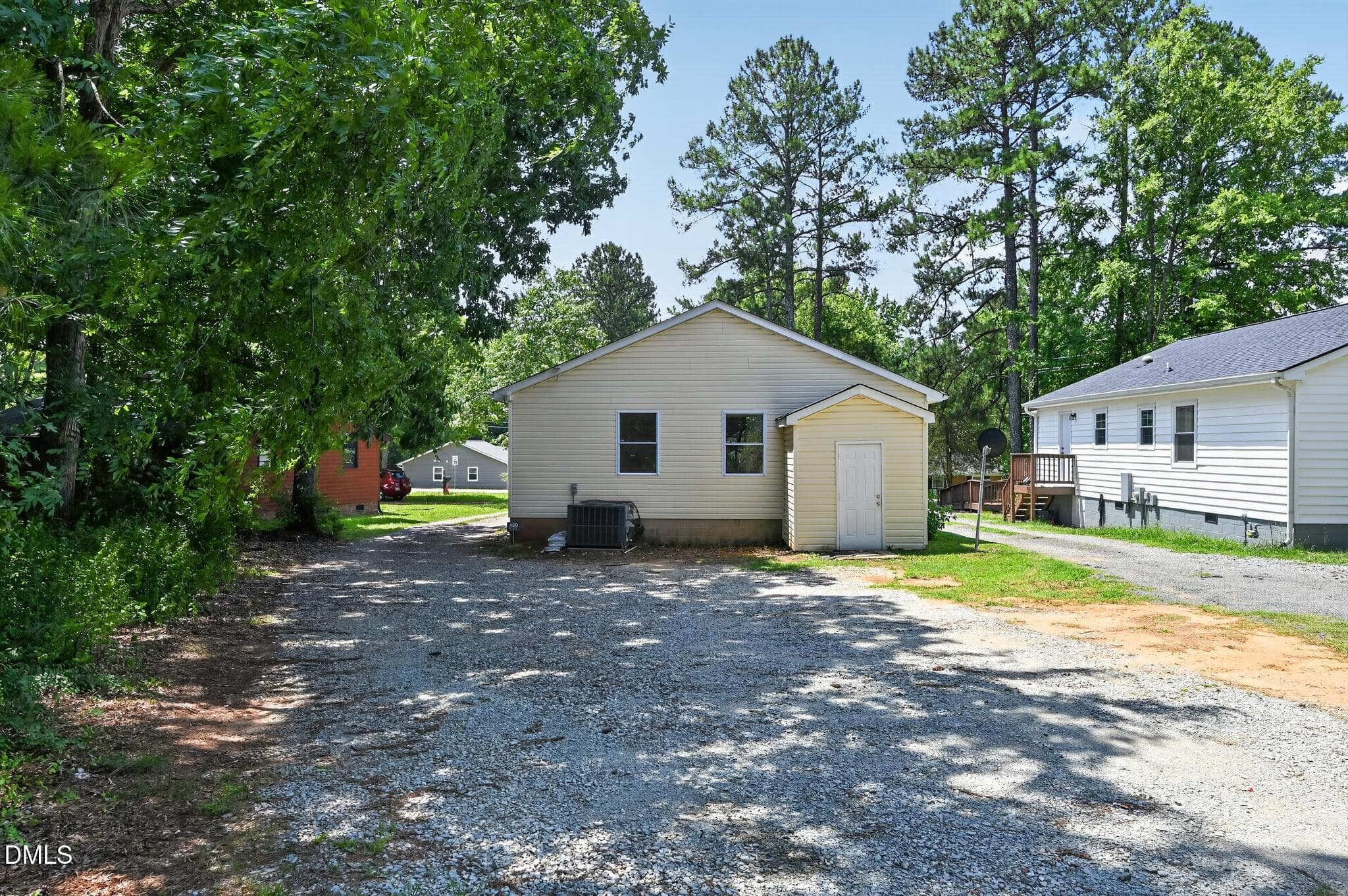 02_3016_Dearborn_Dr-Exterior-8547 - 3016 Dearborn Drive, Durham, NC 27704, Durham