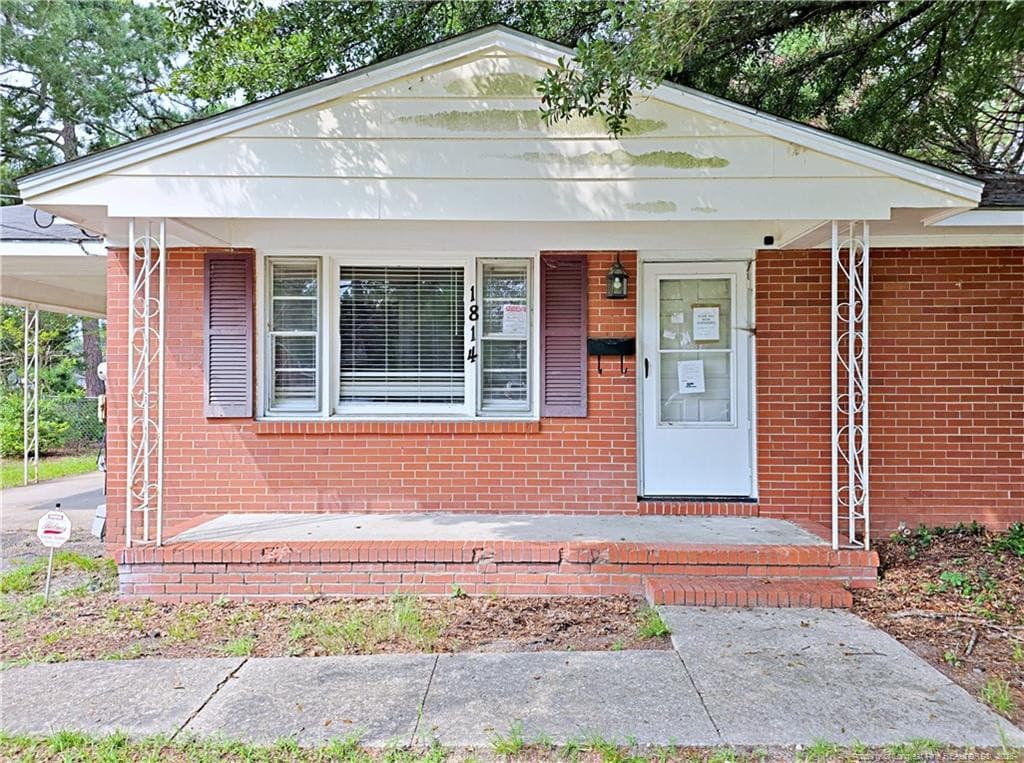 Photo 2 - 1814 Wayne Lane, Fayetteville, NC 28304, Fayetteville