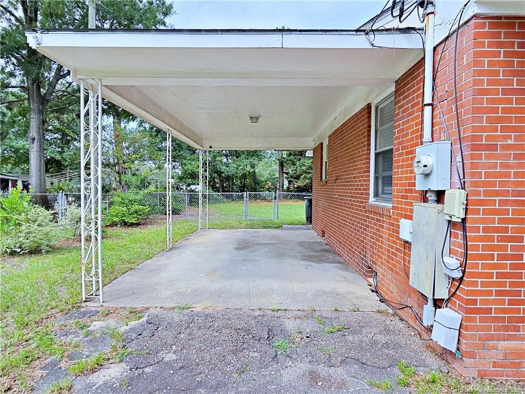 Photo 28 - 1814 Wayne Lane, Fayetteville, NC 28304, Fayetteville