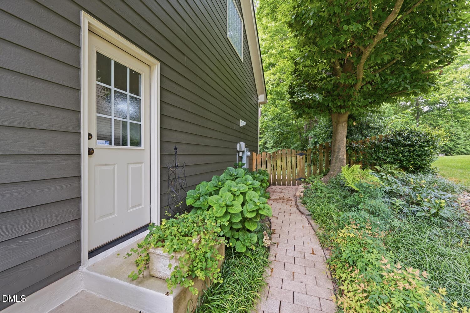 108 bells walk ct.63 - 108 Bells Walk Court, Holly Springs, NC 27540