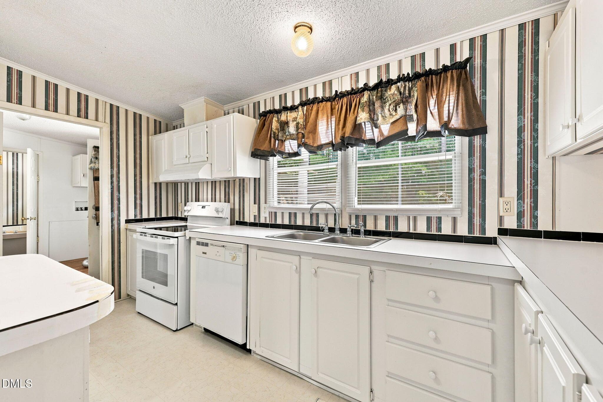 Kitchen - 602 Newton Avenue, Princeville, NC 27886, Princeville