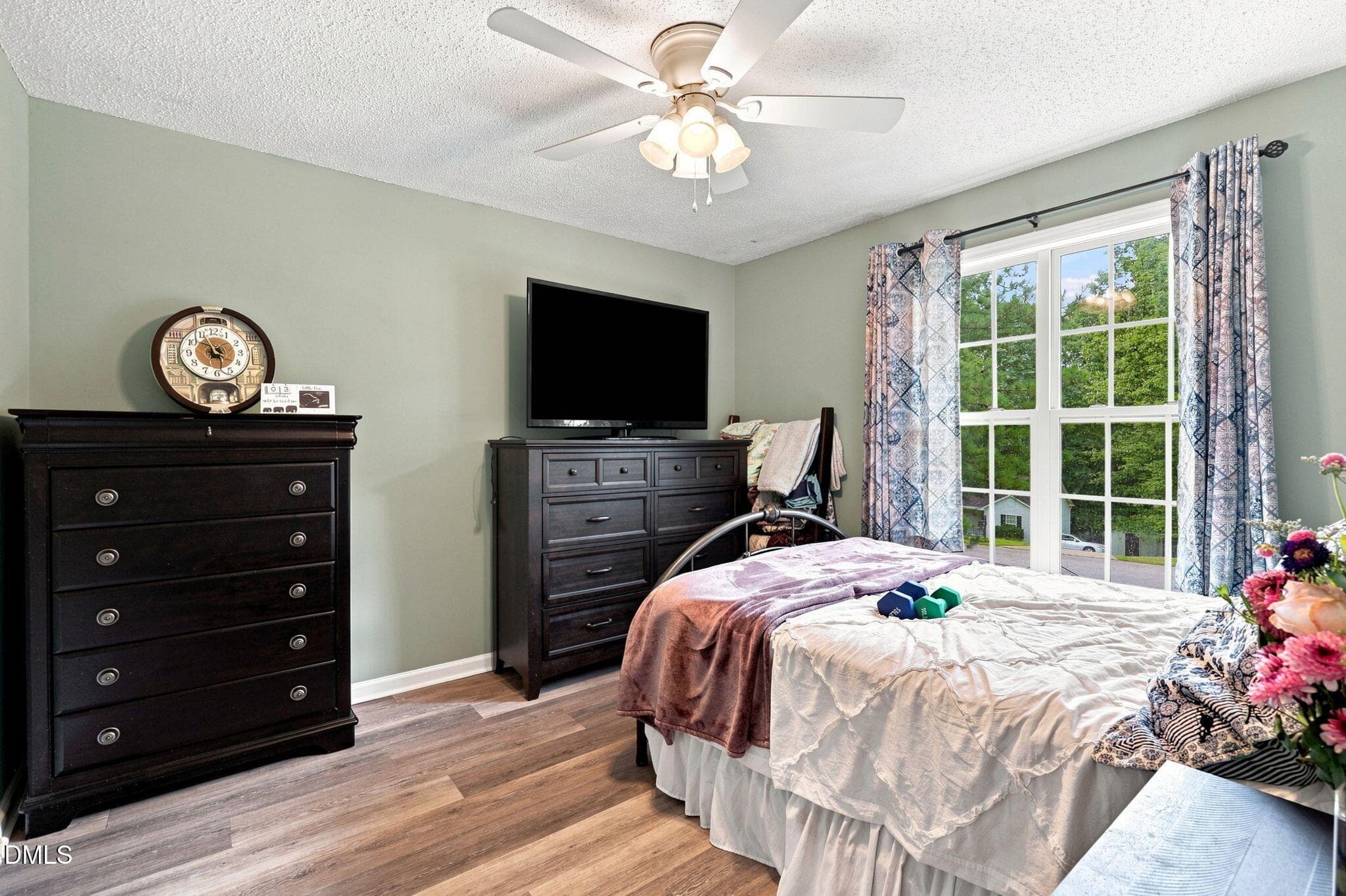 32-web-or-mls-IMG_2540_with_tv - 47 Rockhurst Court, Raleigh, NC 27603, Raleigh