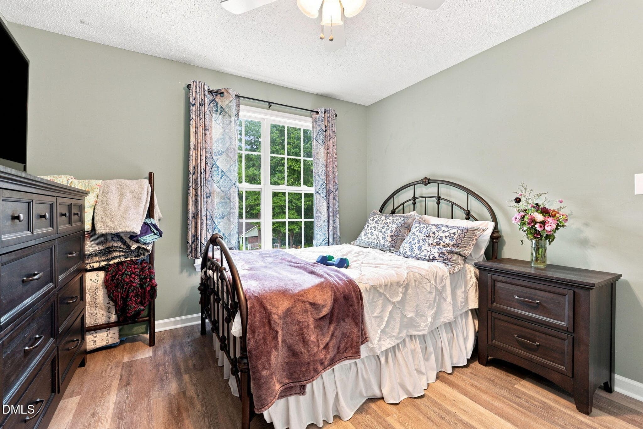 33-web-or-mls-IMG_2543_with_tv - 47 Rockhurst Court, Raleigh, NC 27603, Raleigh