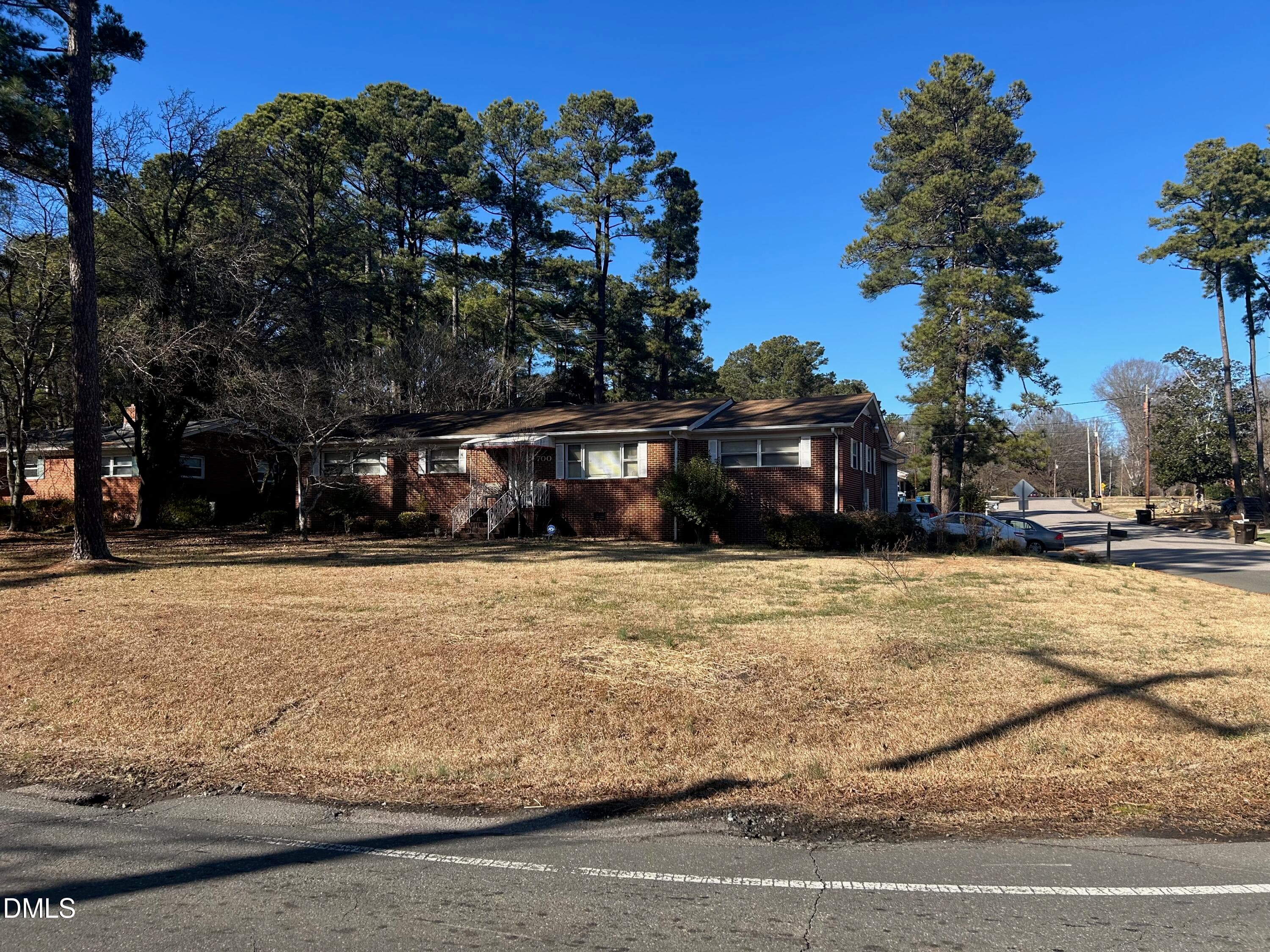 IMG_4880 - 700 W Carver Street, Durham, NC 27704, Durham