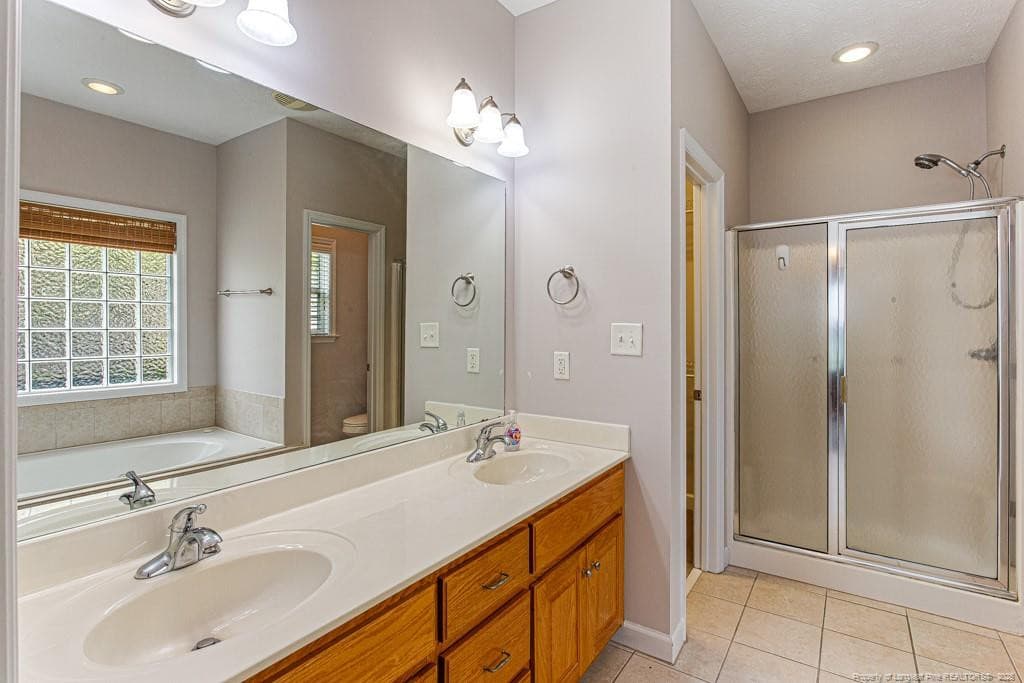 Photo 24 - 933 Dalmore Drive, Fayetteville, NC 28311, Fayetteville
