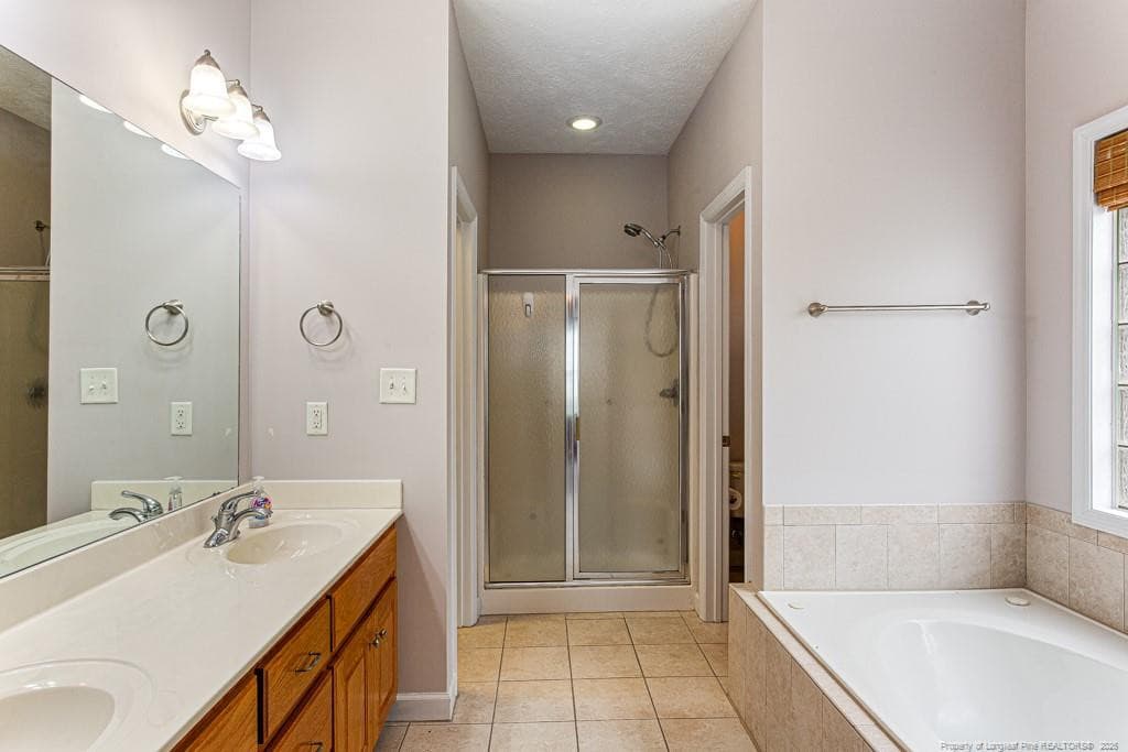Photo 25 - 933 Dalmore Drive, Fayetteville, NC 28311, Fayetteville