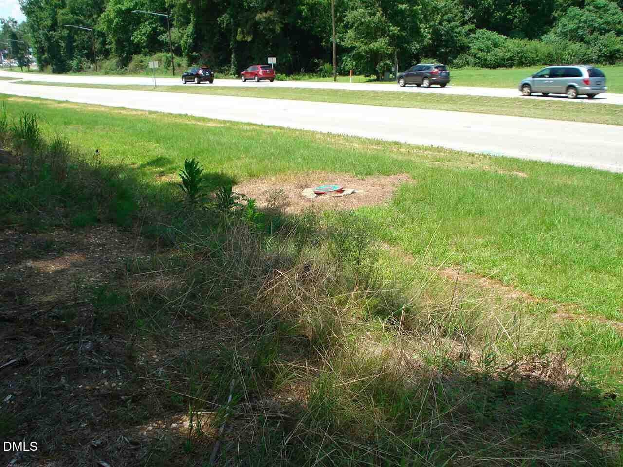 11 - 00 E Jackson Boulevard, Erwin, NC 28339