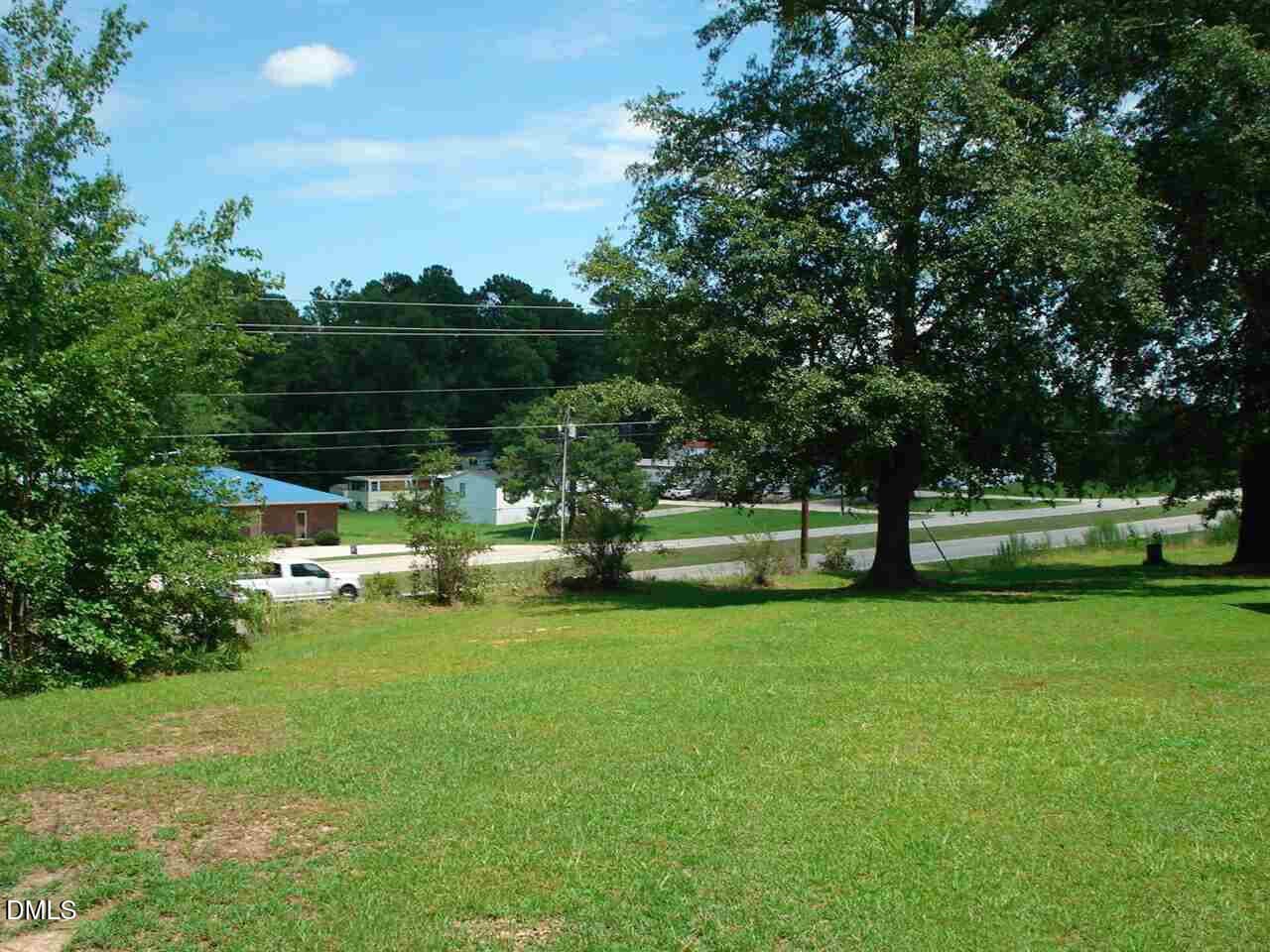 10 - 00 E Jackson Boulevard, Erwin, NC 28339