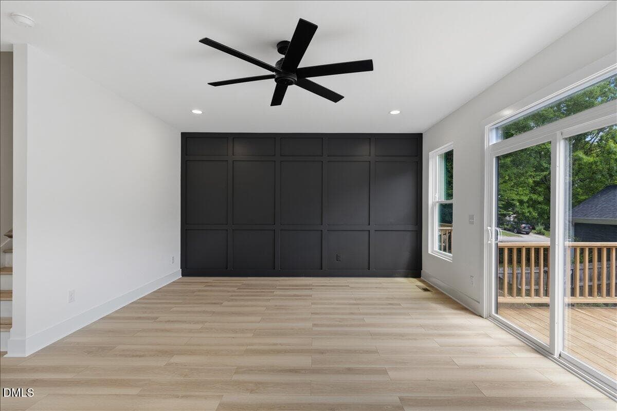 Living - 720 Oakwood Avenue 102, Raleigh, NC 27601, Raleigh