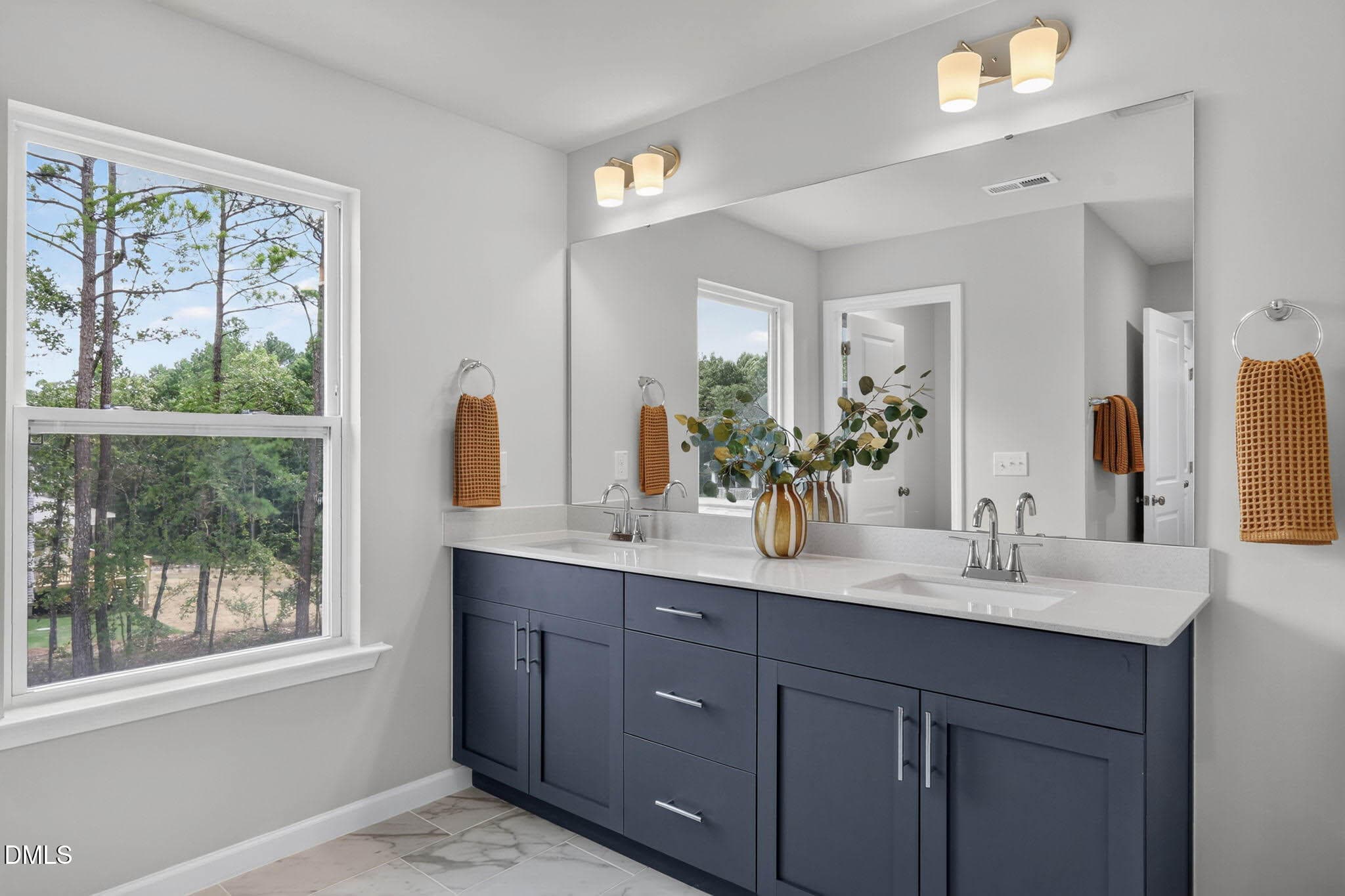 Primary En Suite - 98 Knotts Loop, Lillington, NC 27546