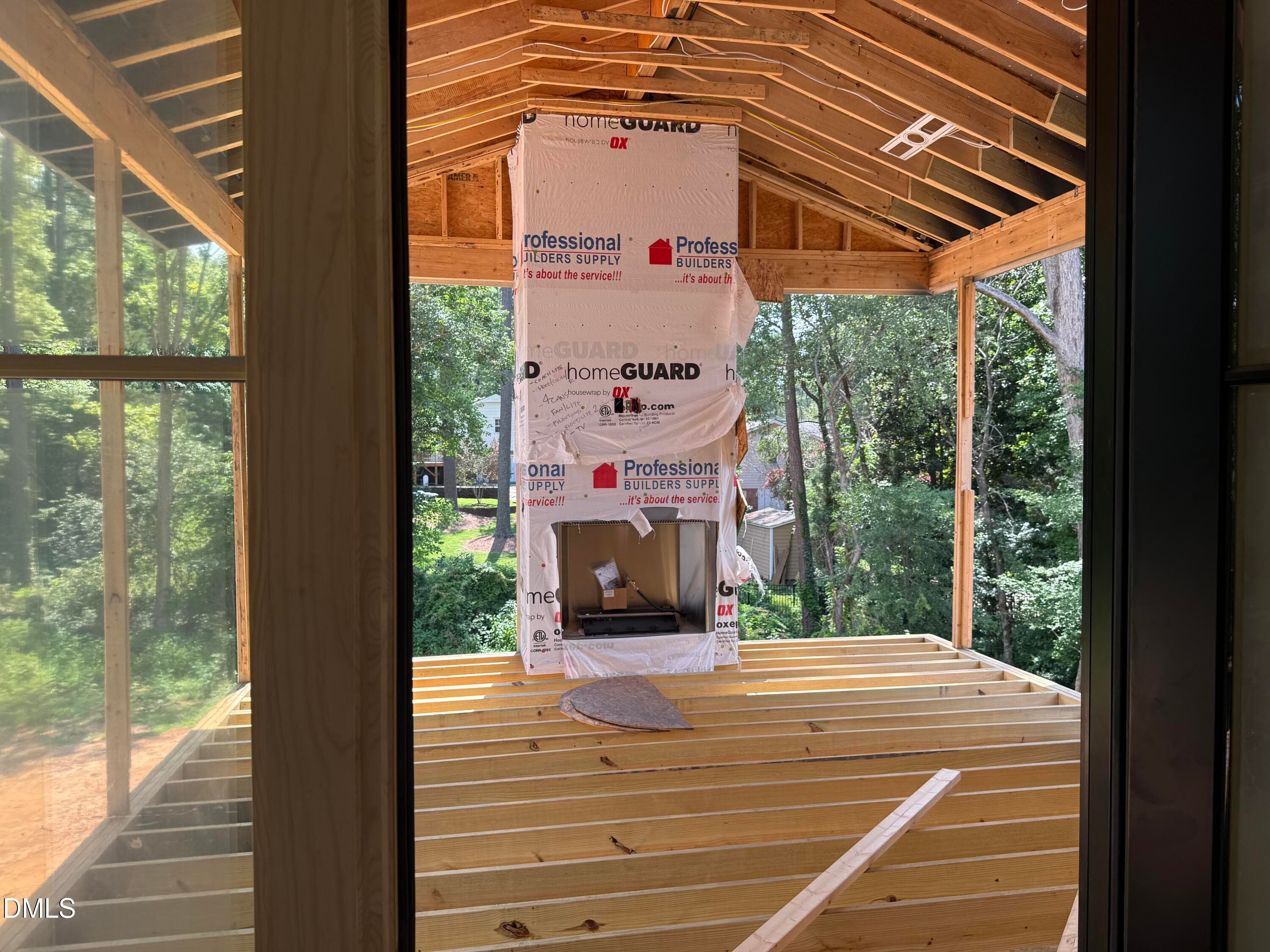 outporch - 1021 Manchester Drive, Raleigh, NC 27609, Raleigh