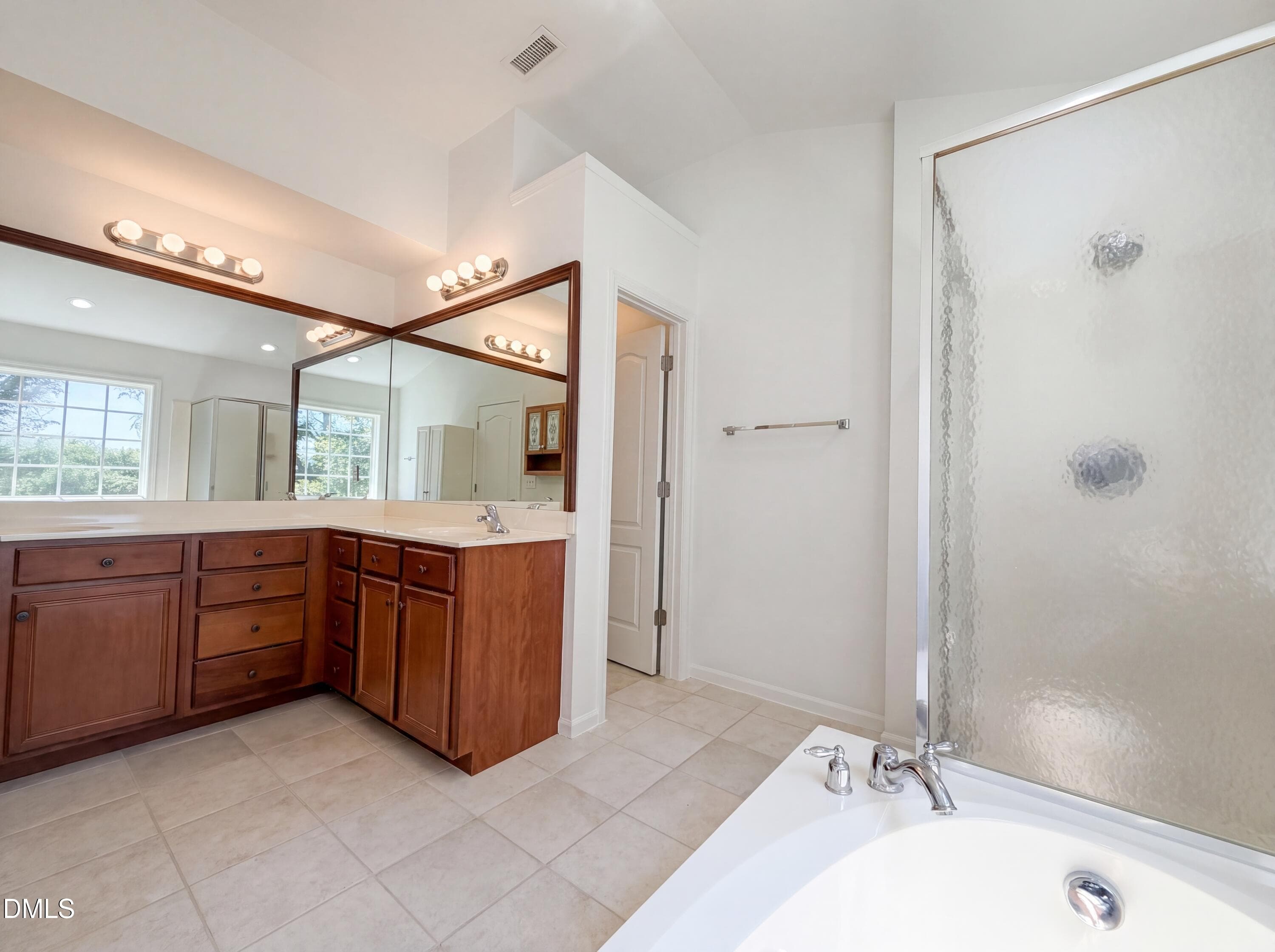photo_14 - 3064 Imperial Oaks Drive, Raleigh, NC 27614