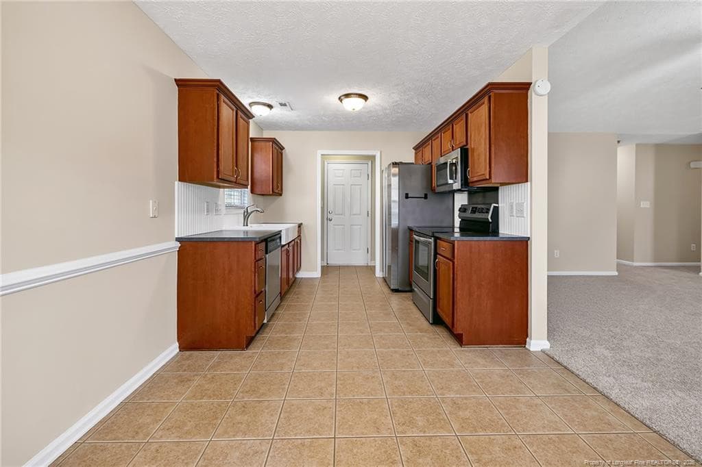 Photo 12 - 1482 Avoncroft Drive, Fayetteville, NC 28306, Fayetteville