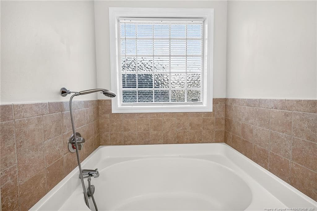 Photo 18 - 1482 Avoncroft Drive, Fayetteville, NC 28306, Fayetteville