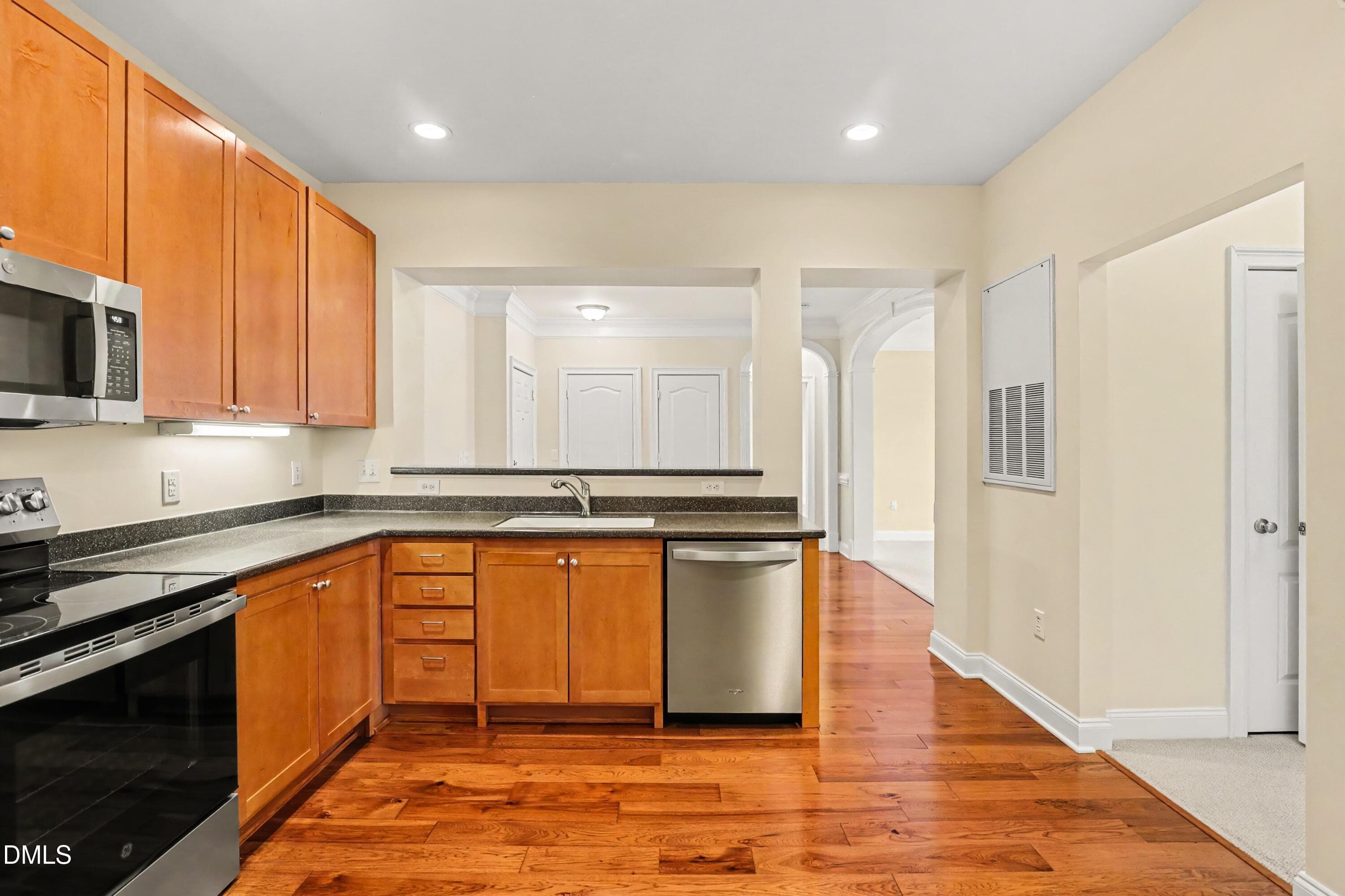 011_file_1360 - 3810 Lunceston Way 301, Raleigh, NC 27613, Raleigh