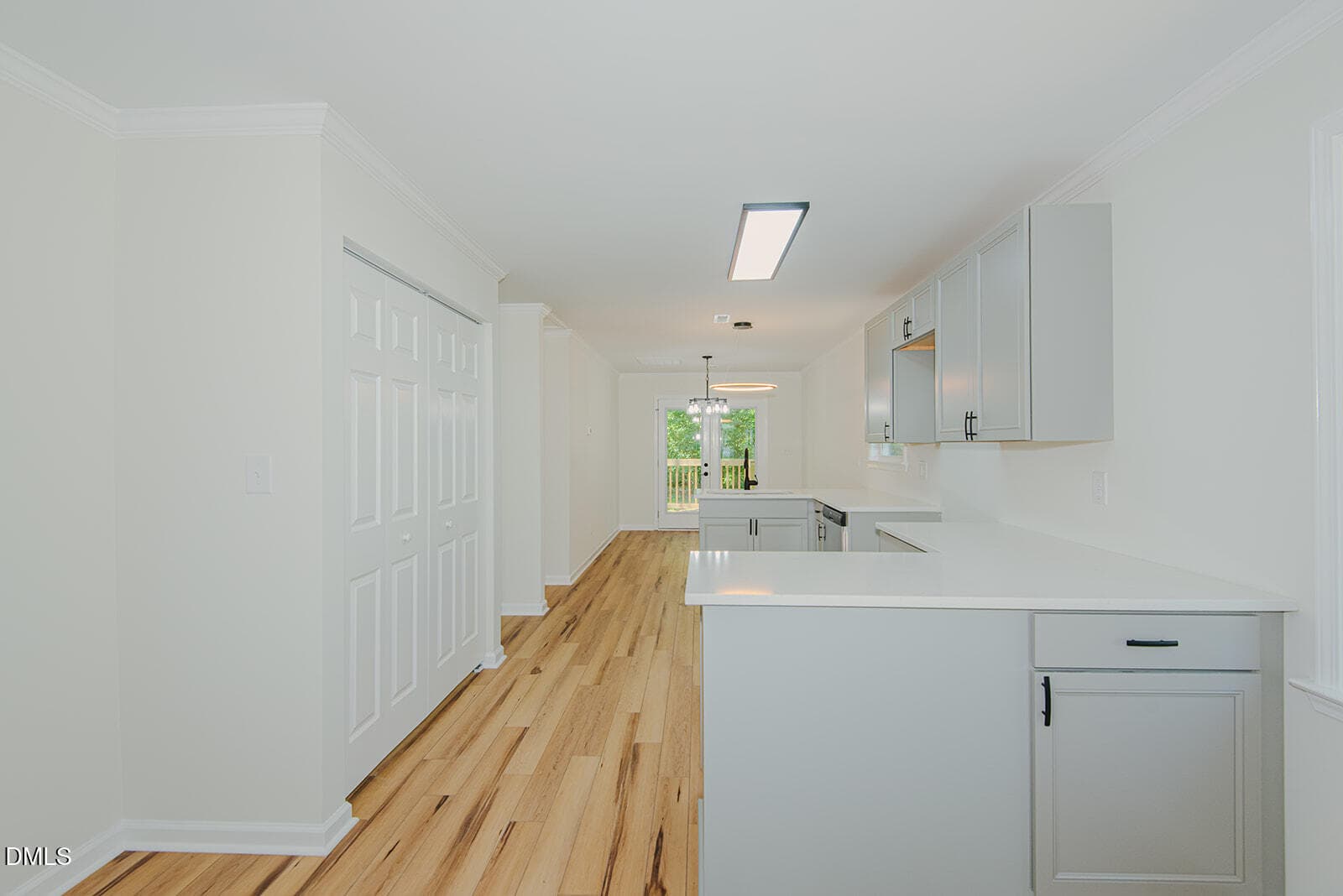 _MGP3415 - 404 Walker Avenue, Graham, NC 27253