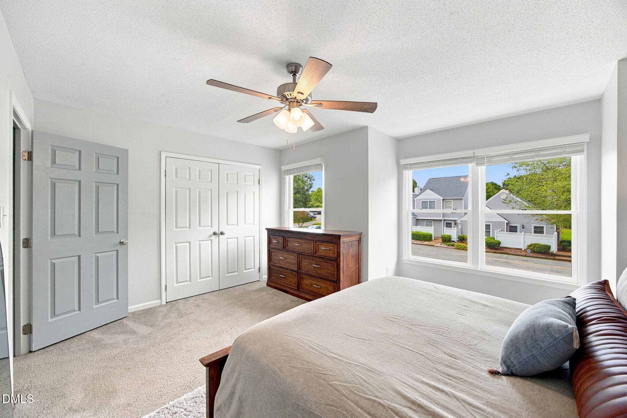 22-web-or-mls-484A_042 - 5003 Avenida Del Sol Drive, Raleigh, NC 27616, Raleigh