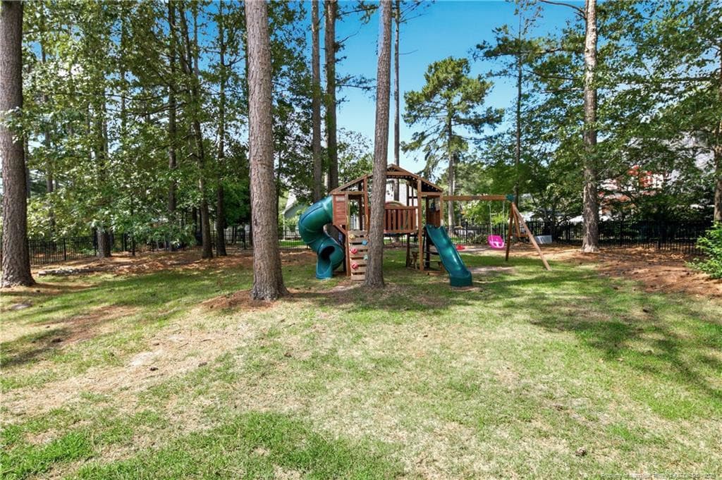 Photo 14 - 105 Shining Water Lane, Spring Lake, NC 28390