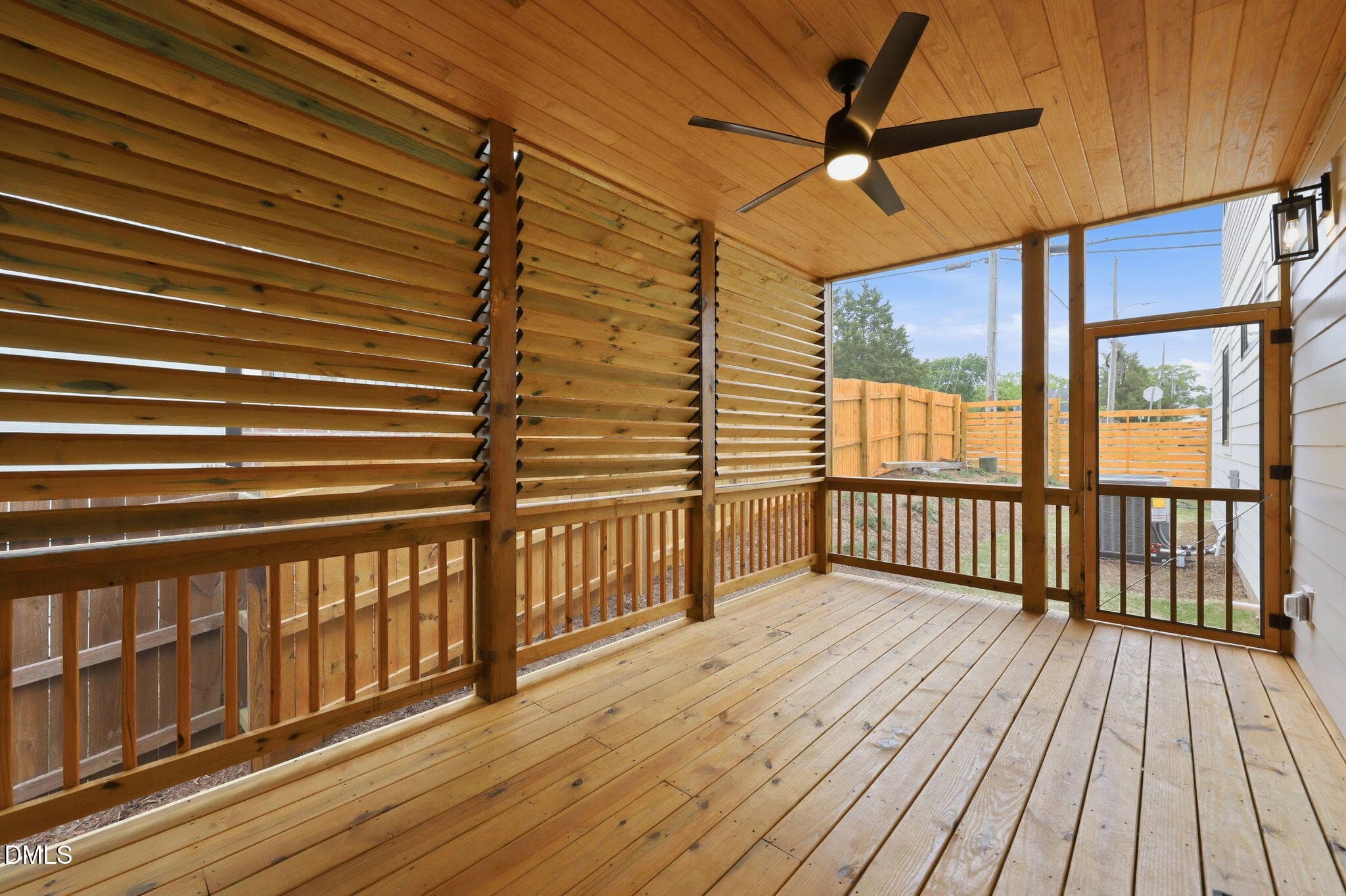 20-web-or-mls-IMG_4054 - 521 Coleman Street, Raleigh, NC 27610, Raleigh