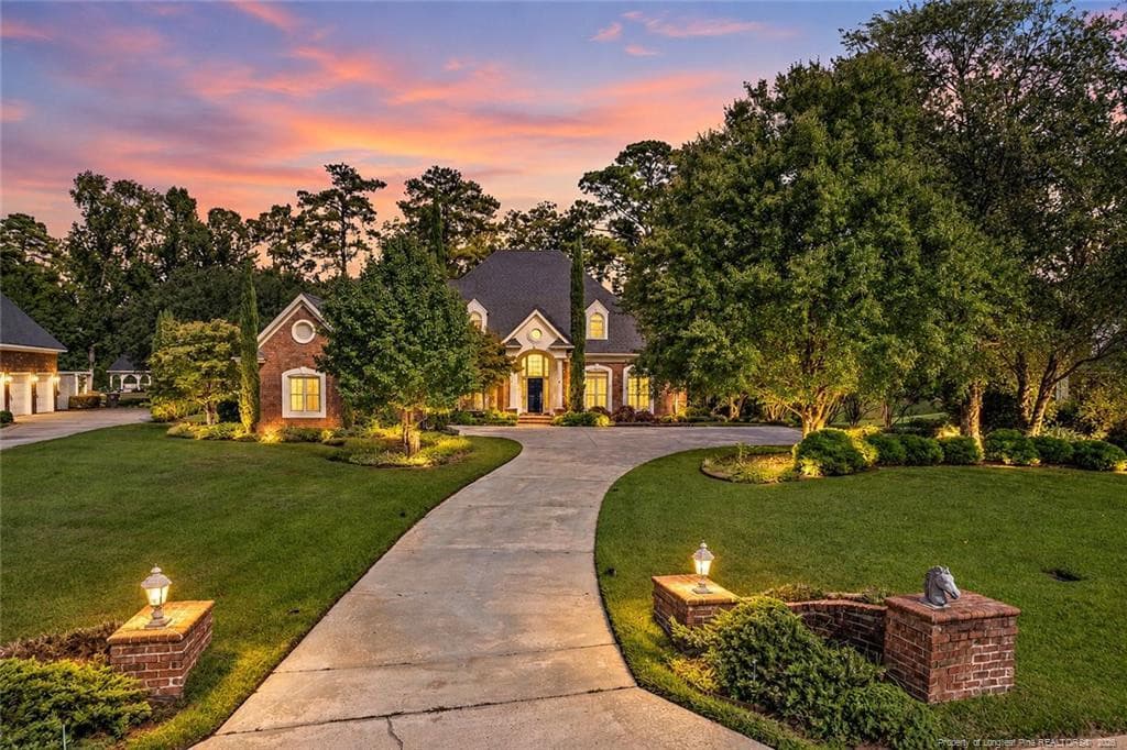 6486 Summerchase Drive, Fayetteville, NC 28311