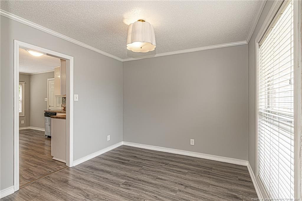 Photo 11 - 2122 Birchcreft Drive, Fayetteville, NC 28304, Fayetteville