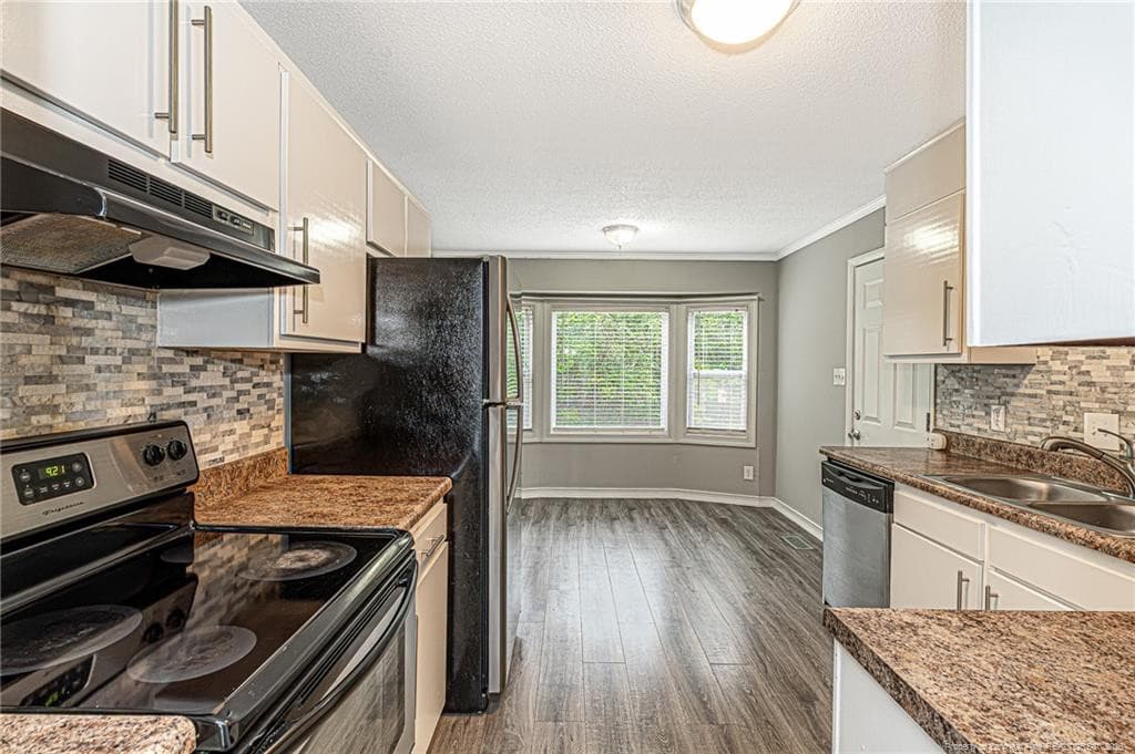 Photo 14 - 2122 Birchcreft Drive, Fayetteville, NC 28304, Fayetteville
