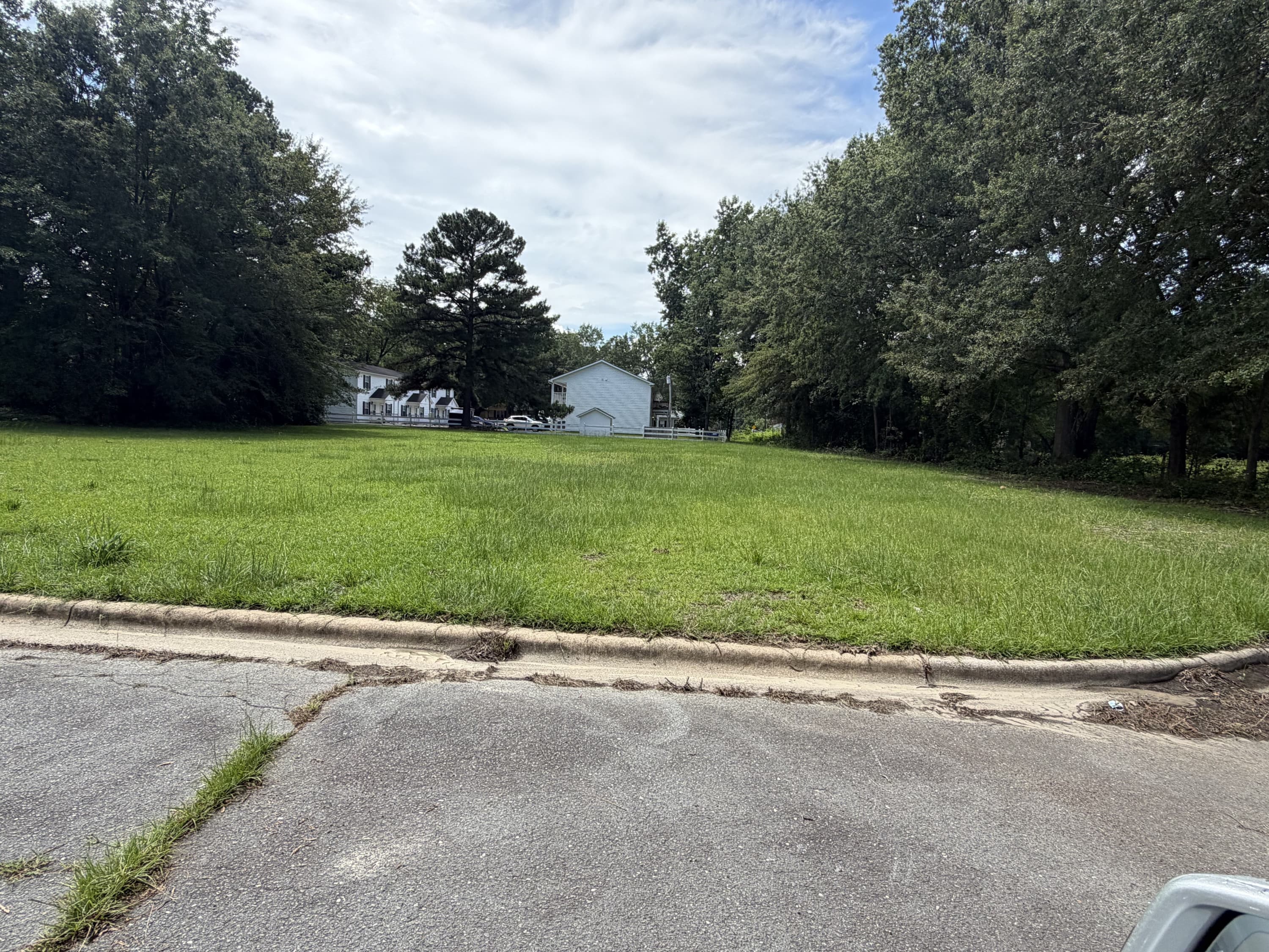 801 2nd Avenue, Selma, NC 27576