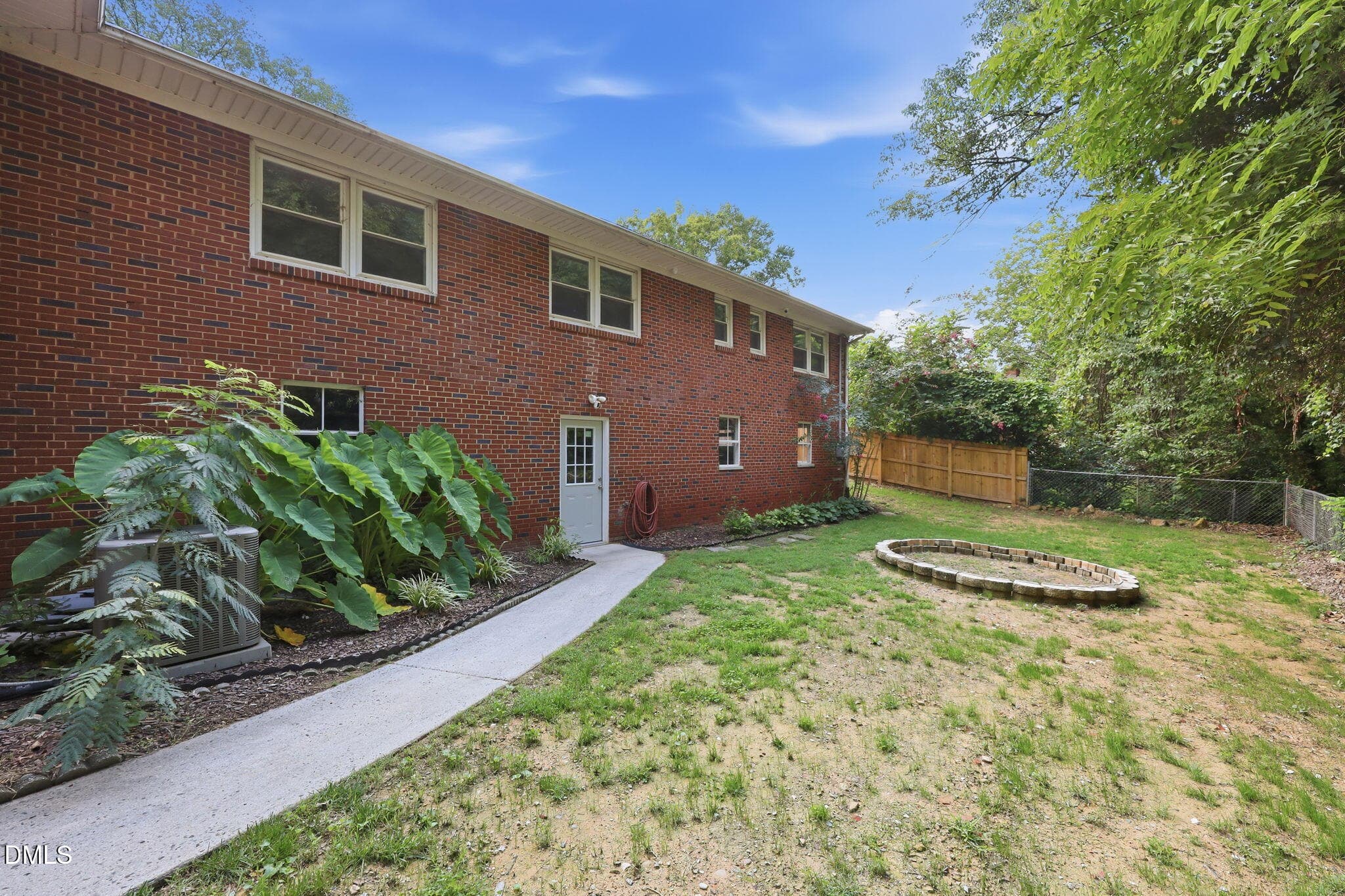 59-web-or-mls-IMG_1603 - 614 Ridgeway Drive, Burlington, NC 27217, Burlington