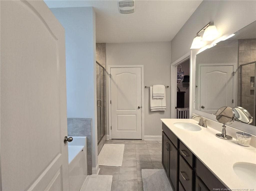 Photo 33 - 2405 Brian Davis Court, Fayetteville, NC 28306, Fayetteville