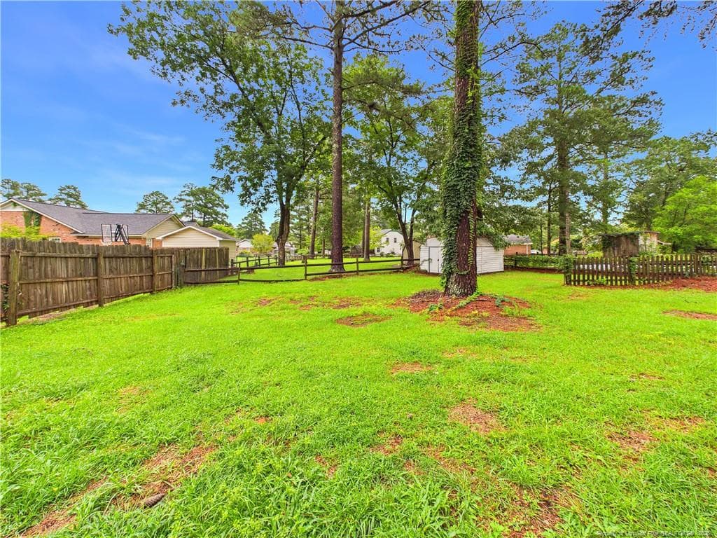 privacy fence and shed - 3638 Thorndike Drive, Fayetteville, NC 28311, Fayetteville