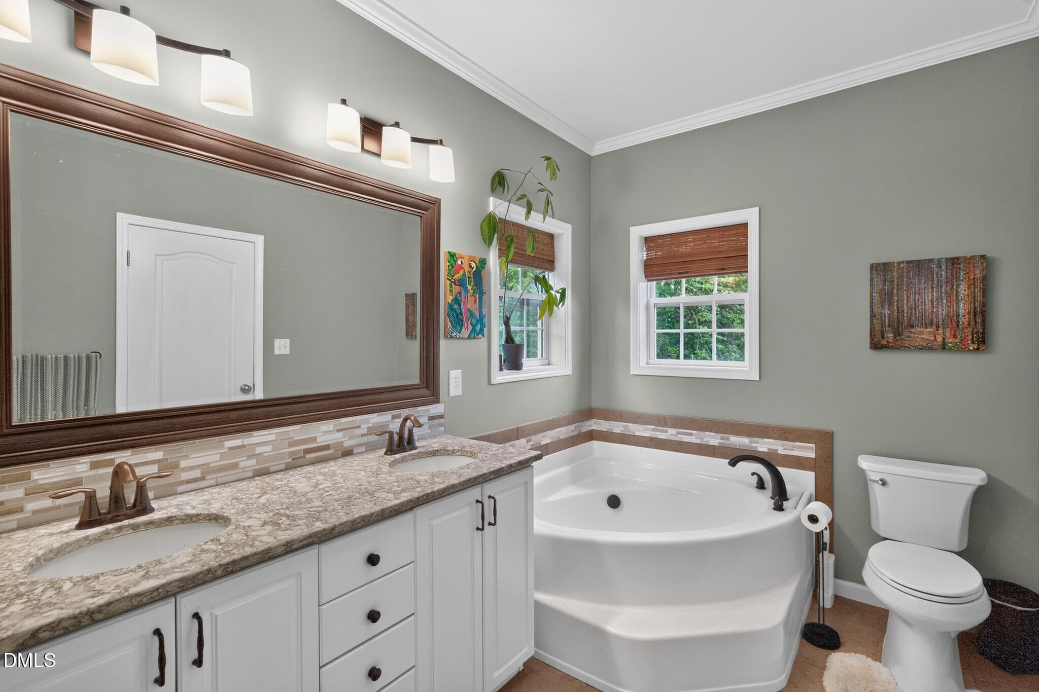 31_15_Briar_Ridge_Drive-Bathroom-0575 - 15 Briar Ridge Drive, Fairview, NC 28730, Fairview