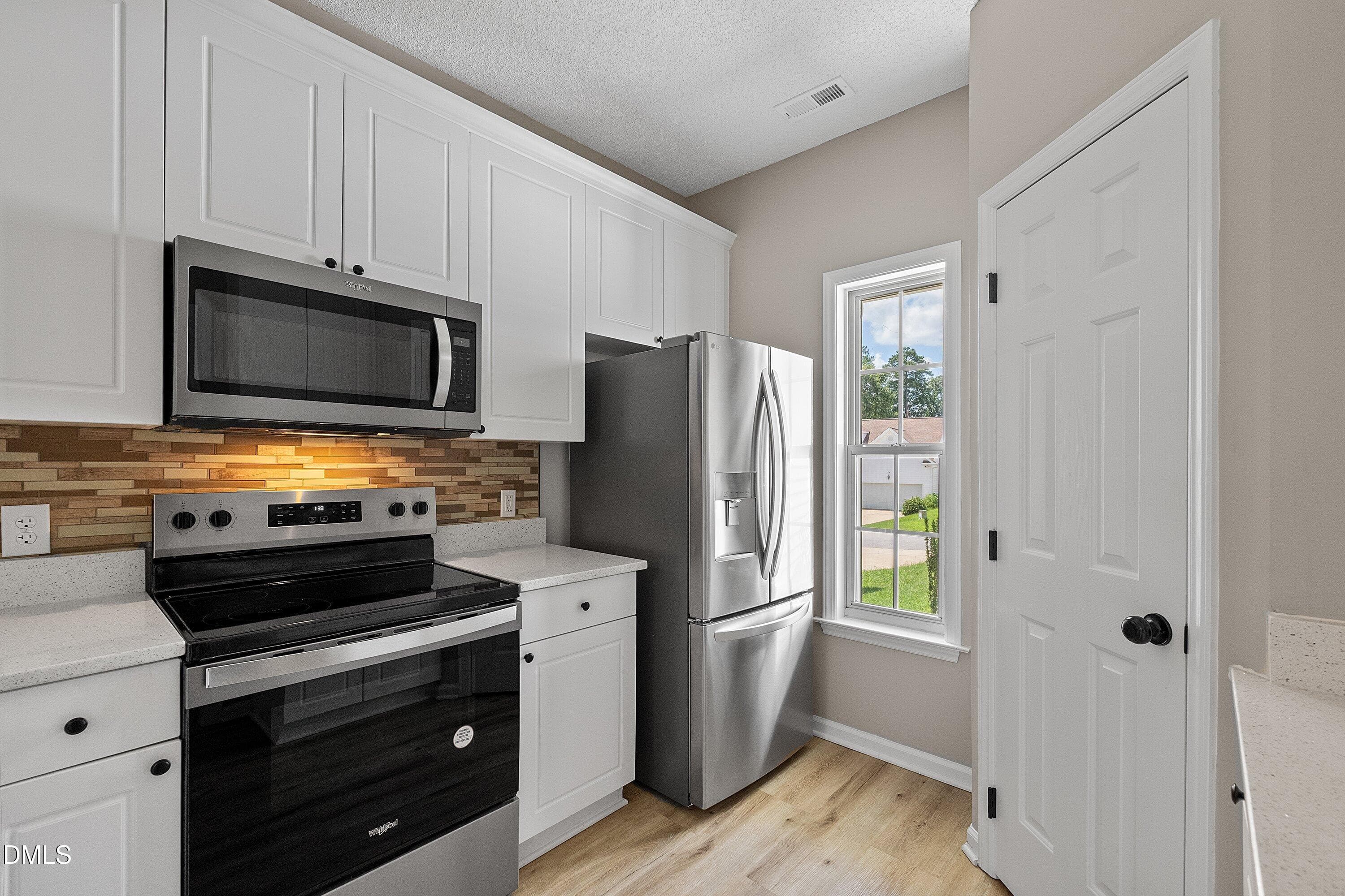 Kitchen - 2120 Castle Pines Drive, Raleigh, NC 27604, Raleigh