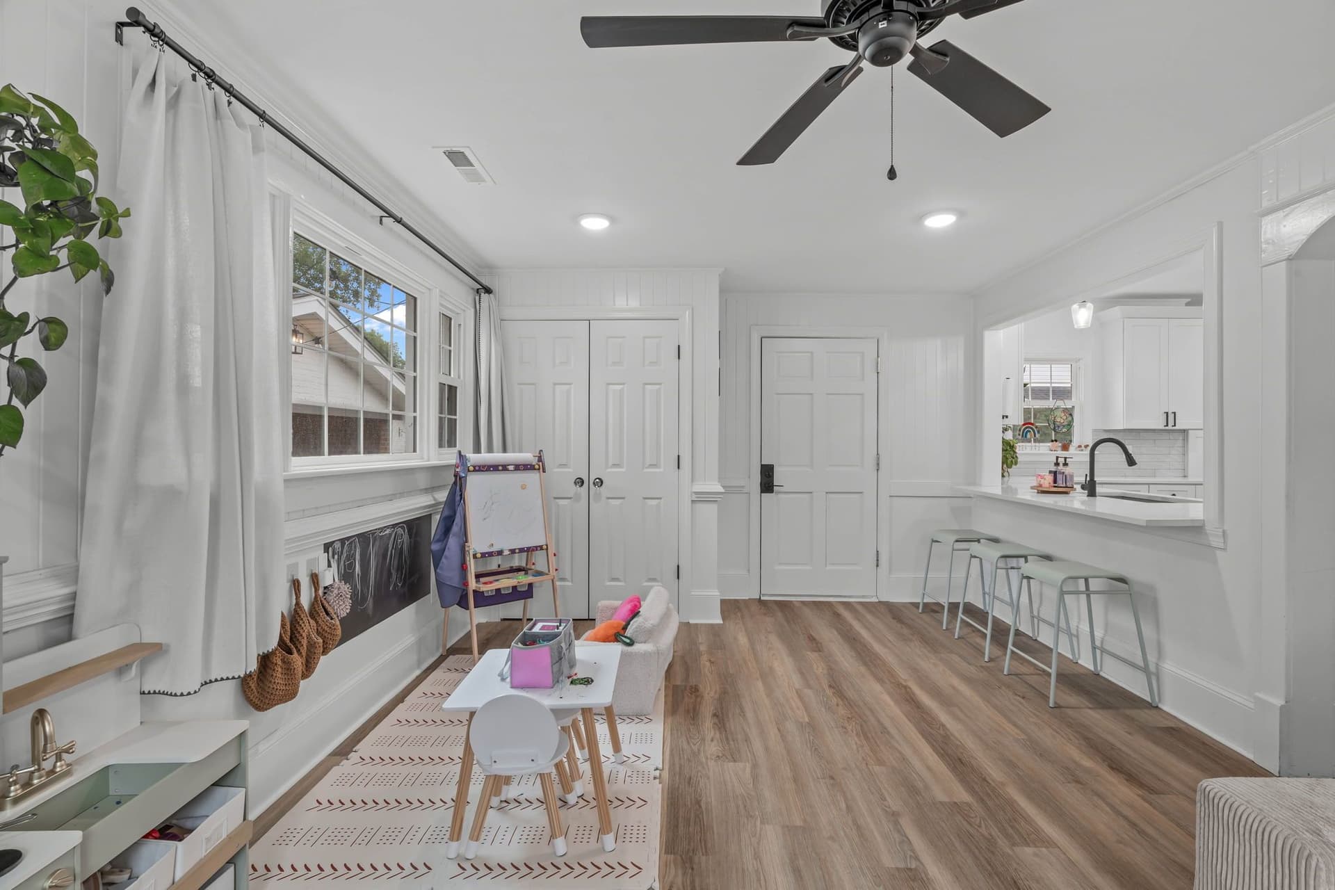 A (16 of 22).jpg - 602 W Main Street, Benson, NC 27504